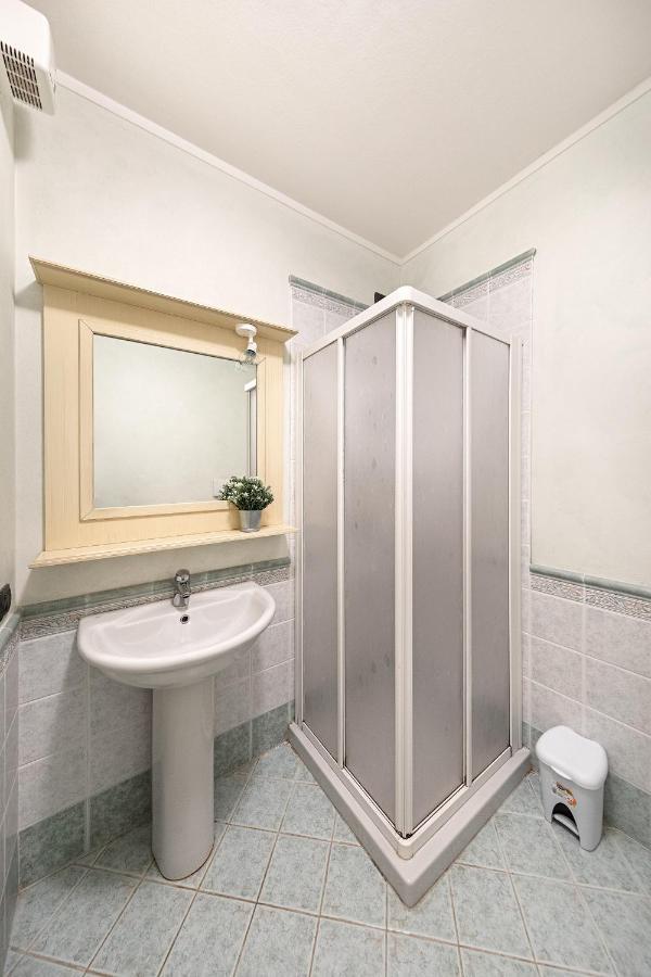 I Mosaici Apartments By Wonderful Italy Sirmione Exterior photo